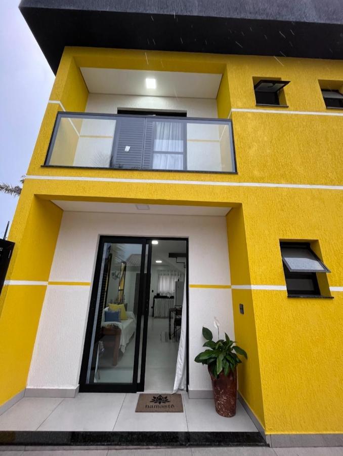 Villa Chale Amarelo Itanhaém Esterno foto