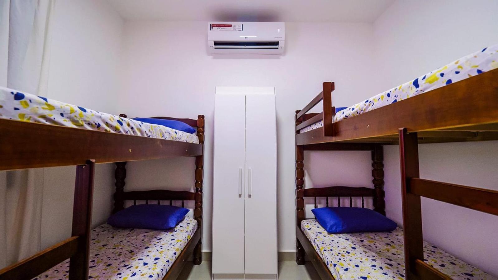 Villa Chale Amarelo Itanhaém Esterno foto