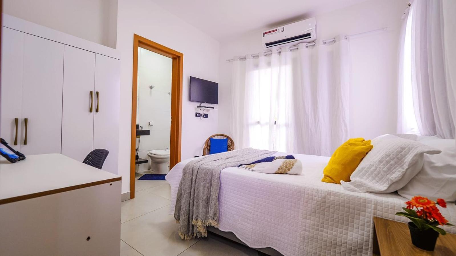Villa Chale Amarelo Itanhaém Esterno foto
