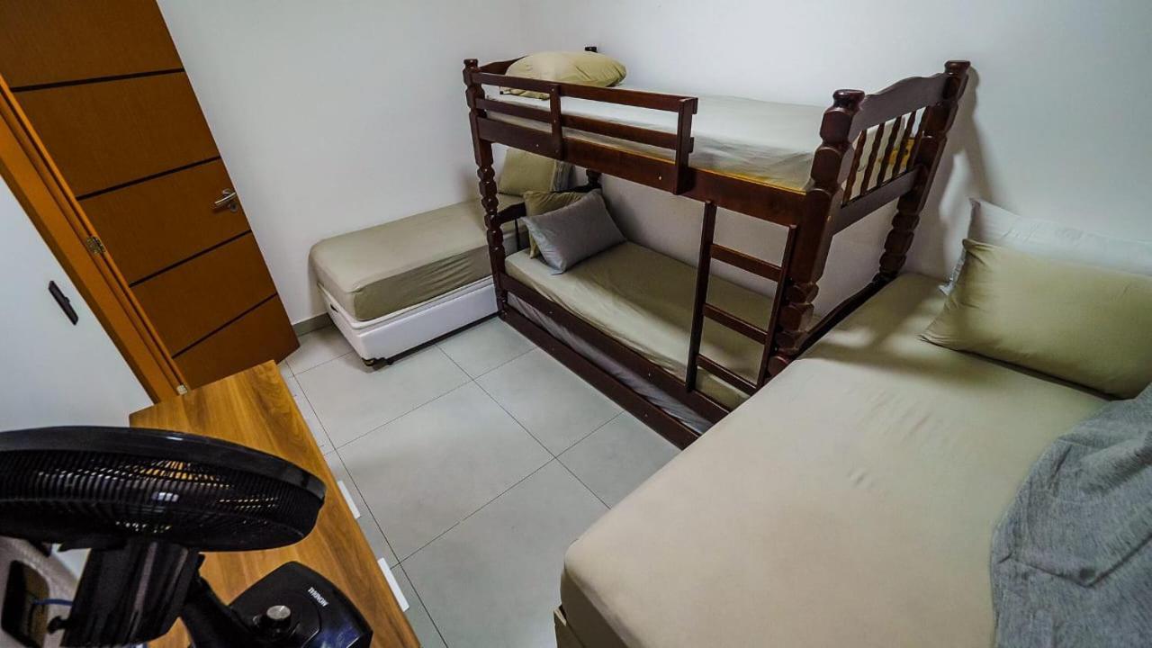 Villa Chale Amarelo Itanhaém Esterno foto