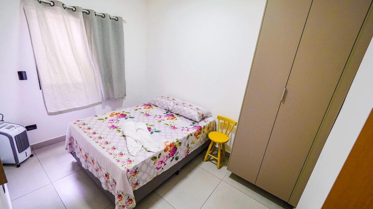 Villa Chale Amarelo Itanhaém Esterno foto